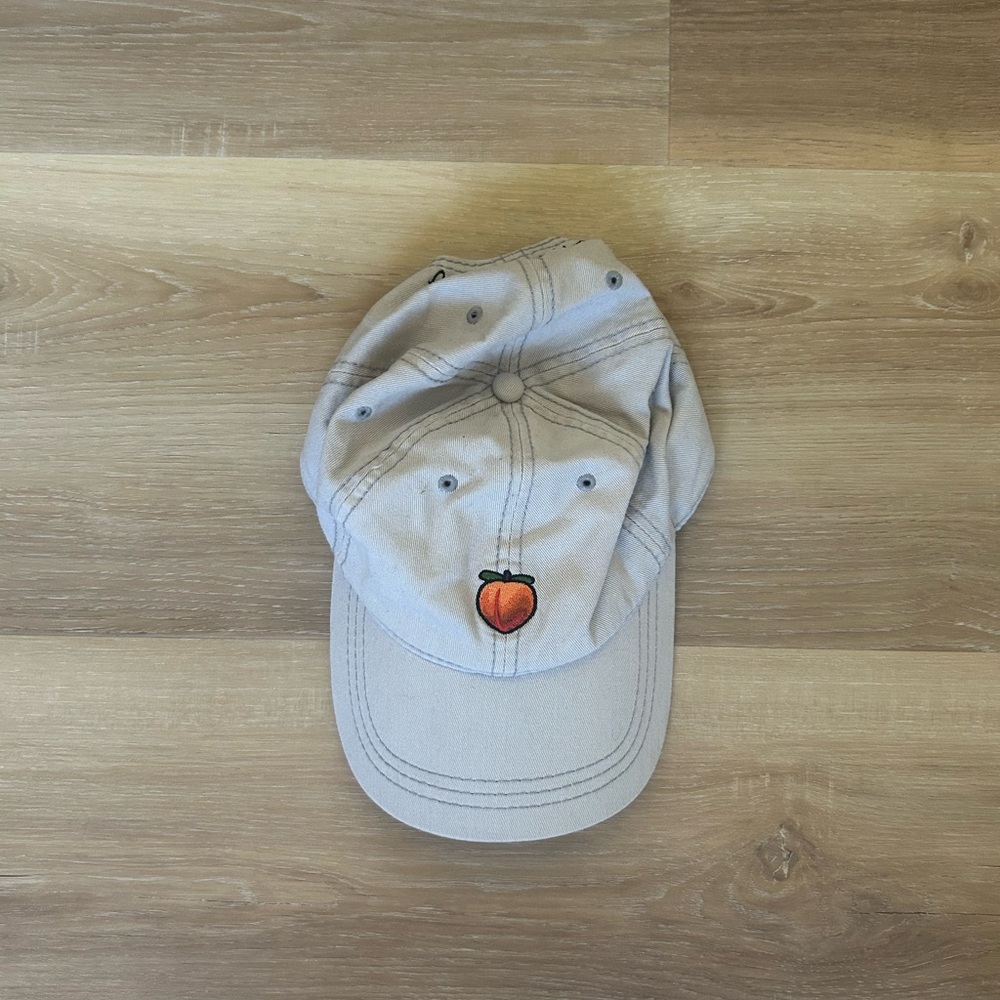 American Eagle Peach Cap